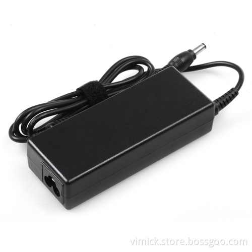 Mobile 19V 3.95A Toshiba AC/DC Chargers with 5.5mm*2.5mm DC Tip